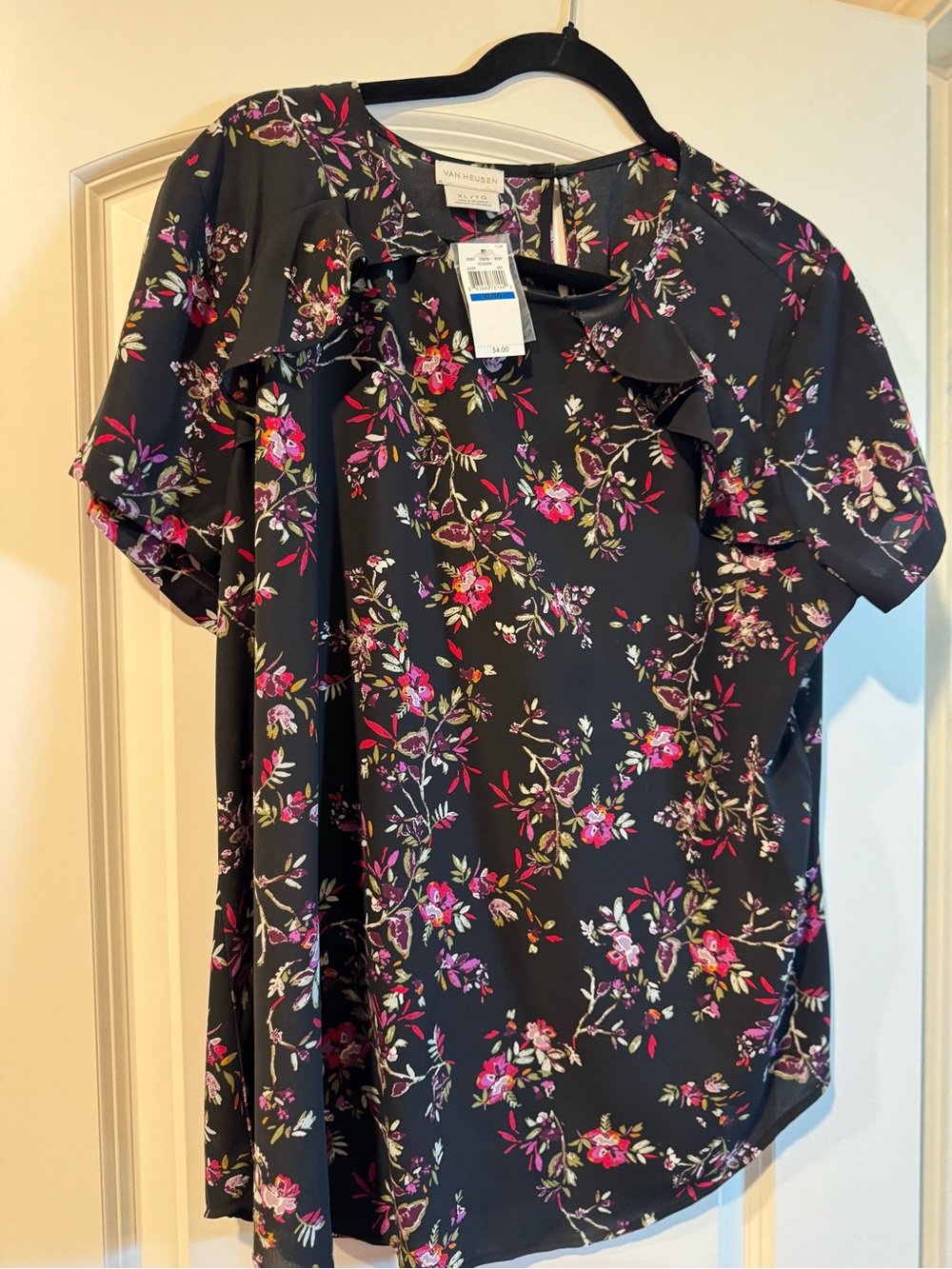 Van Heusen Black Floral Ruffle Short-Sleeve Blouse